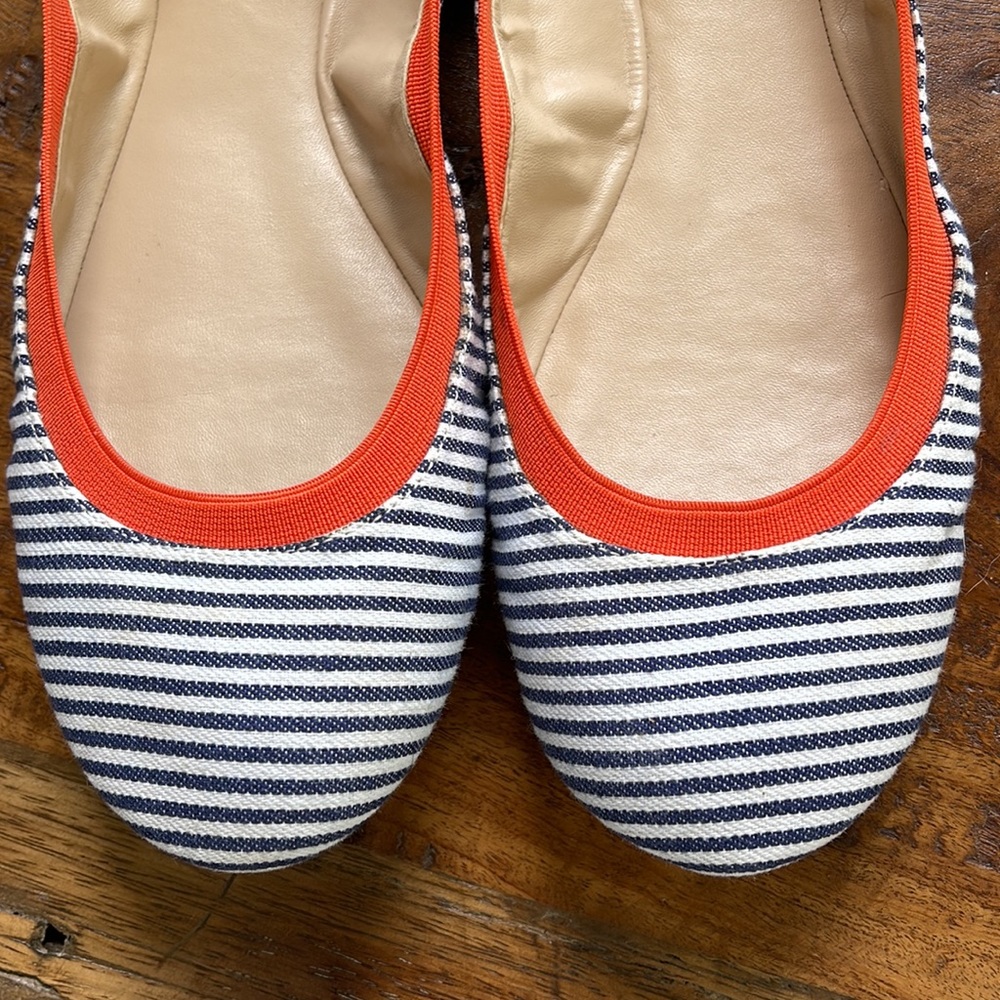 Super Cute Striped Bcbgeneration Flats Size 9 - image 8